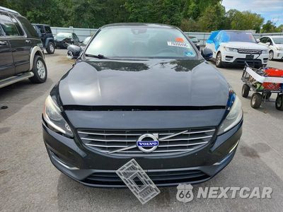 Piąte zdjęcie samochodu w środku: 2016 VOLVO S60 PREMIER VIN:LYV612TK5GB095118 - miniatura