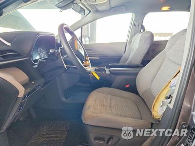 Zdjęcie 7 z 14 samochodu: 2022 TOYOTA SIENNA LE VIN:5TDKRKEC1NS118575 - miniatura