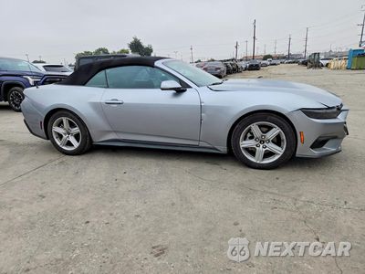 Czwarte zdjęcie samochodu z boku: 2026 FORD MUSTANG VIN:1FAGP8UH0T5115235 - miniatura