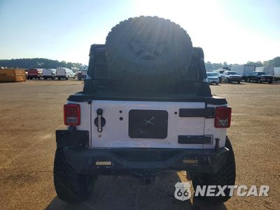 Zdjęcie 6 z 12 samochodu: 2016 JEEP WRANGLER UNLIMITED SPORT VIN:1C4BJWDG0GL118672 - miniatura
