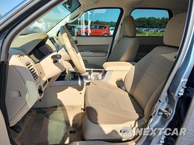 Zdjęcie 7 z 14 samochodu: 2010 FORD ESCAPE XLT VIN:1FMCU0DG6AKA44501 - miniatura