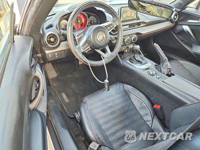 Zdjęcie 8 z 12 samochodu: 2019 FIAT 124 SPIDER CLASSICA VIN:JC1NFAEK7K0140700 - miniatura