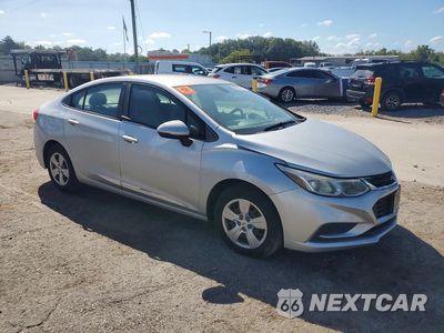 Czwarte zdjęcie samochodu z boku: 2018 CHEVROLET CRUZE LS VIN:1G1BC5SM4J7173504 - miniatura
