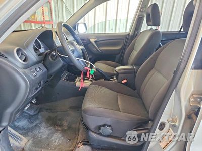 Zdjęcie 7 z 13 samochodu: 2005 TOYOTA RAV4 BASE VIN:JTEGD20V050089310 - miniatura