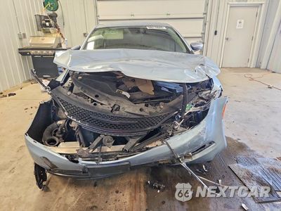 Piąte zdjęcie samochodu w środku: 2015 CHRYSLER 200 LIMITED VIN:1C3CCCAB9FN640147 - miniatura