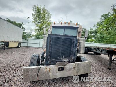 Piąte zdjęcie samochodu w środku: 2003 PETERBILT 379 SEMI TRUCK VIN:1XP5D49X03D590195 - miniatura