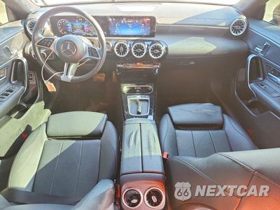 Zdjęcie 8 z 12 samochodu: 2025 MERCEDES-BENZ CLA 250 VIN:W1K5J4GB1SN555374 - miniatura