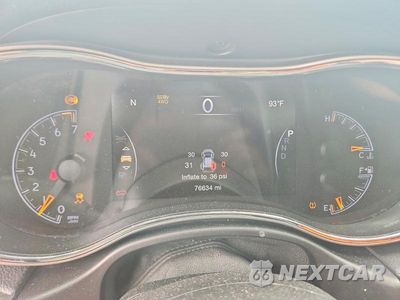 Zdjęcie 9 z 14 samochodu: 2018 JEEP GRAND CHEROKEE LIMITED VIN:1C4RJFBGXJC320038 - miniatura