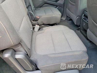 Zdjęcie 11 z 14 samochodu: 2019 CHEVROLET TRAVERSE LT VIN:1GNERGKW0KJ172328 - miniatura