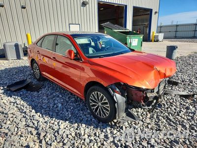 Czwarte zdjęcie samochodu z boku: 2019 VOLKSWAGEN JETTA S VIN:3VWC57BU8KM141841 - miniatura
