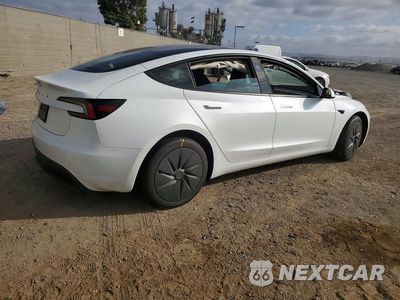 Trzecie zdjęcie samochodu z tyłu: 2026 TESLA MODEL 3 VIN:5YJ3E1EA7TF193758 - miniatura