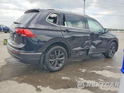 Trzecie zdjęcie samochodu z tyłu: 2023 VOLKSWAGEN TIGUAN SE VIN:3VVNB7AX8PM013267 - miniatura