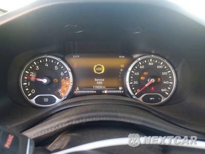 Zdjęcie 9 z 14 samochodu: 2018 JEEP RENEGADE LATITUDE VIN:ZACCJBBBXJPH60999 - miniatura