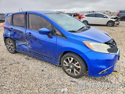 Czwarte zdjęcie samochodu z boku: 2015 NISSAN VERSA NOTE SR VIN:3N1CE2CPXFL430541 - miniatura