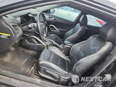 Zdjęcie 7 z 12 samochodu: 2015 HYUNDAI VELOSTER TURBO VIN:KMHTC6AE0FU220365 - miniatura