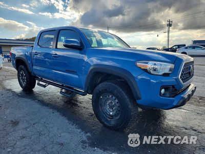 Czwarte zdjęcie samochodu z boku: 2019 TOYOTA TACOMA TRD OFF-ROAD VIN:5TFCZ5AN1KX189648 - miniatura