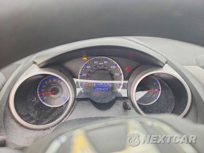 Zdjęcie 9 z 13 samochodu: 2013 HONDA FIT VIN:JHMGE8H33DC024972 - miniatura