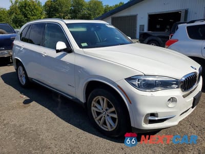 Czwarte zdjęcie samochodu z boku: 2015 BMW X5 XDRIVE35I VIN:5UXKR0C53F0P02231 - miniatura