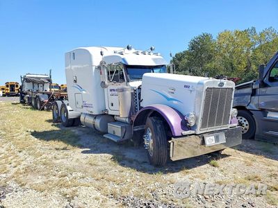 Czwarte zdjęcie samochodu z boku: 1998 PETERBILT 379 SEMI TRUCK VIN:1XP5DR9X5WD453318 - miniatura