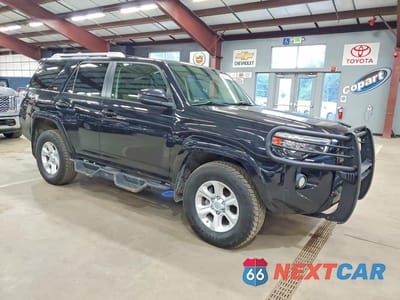 Czwarte zdjęcie samochodu z boku: 2016 TOYOTA 4RUNNER SR5 VIN:JTEBU5JR2G5303801 - miniatura