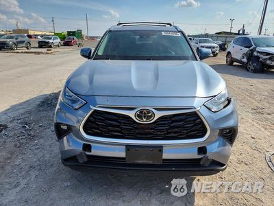Piąte zdjęcie samochodu w środku: 2020 TOYOTA HIGHLANDER XLE VIN:5TDGZRAH2LS021513 - miniatura
