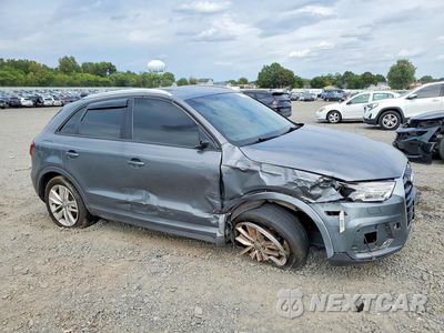 Czwarte zdjęcie samochodu z boku: 2017 AUDI Q3 PREMIUM VIN:WA1ECCFS1HR011081 - miniatura