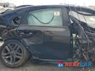 Zdjęcie 10 z 12 samochodu: 2021 KIA FORTE GT LINE VIN:3KPF34AD0ME380867 - miniatura