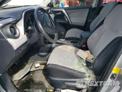 Zdjęcie 7 z 13 samochodu: 2016 TOYOTA RAV4 HV XLE VIN:JTMRJREV3GD051394 - miniatura