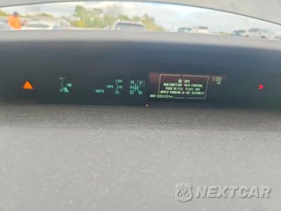 Zdjęcie 9 z 13 samochodu: 2012 TOYOTA PRIUS TWO VIN:JTDKN3DU0C5442471 - miniatura