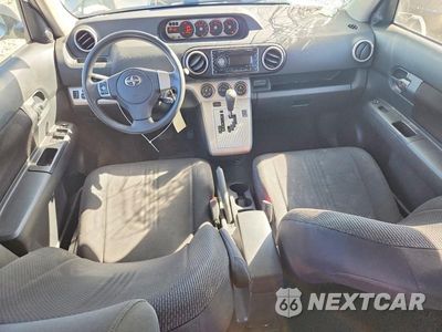 Zdjęcie 8 z 13 samochodu: 2008 SCION XB BASE VIN:JTLKE50E781004124 - miniatura