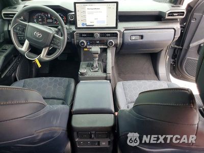 Zdjęcie 8 z 13 samochodu: 2026 TOYOTA 4RUNNER PLATINUM HV VIN:JTEVB5BR3T5045509 - miniatura