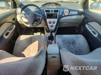 Zdjęcie 8 z 12 samochodu: 2007 TOYOTA YARIS S VIN:JTDBT923X71070167 - miniatura