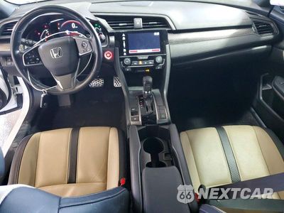 Zdjęcie 8 z 12 samochodu: 2018 HONDA CIVIC SPORT TOURING VIN:SHHFK7H92JU427780 - miniatura