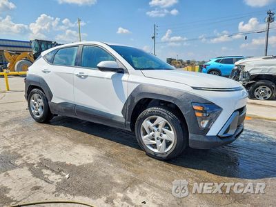 Czwarte zdjęcie samochodu z boku: 2026 HYUNDAI KONA SE VIN:KM8HA3AB6TU390256 - miniatura