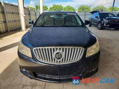 Piąte zdjęcie samochodu w środku: 2010 BUICK LACROSSE CXL VIN:1G4GC5EG6AF318725 - miniatura