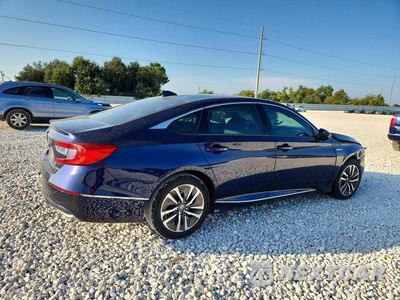 Trzecie zdjęcie samochodu z tyłu: 2018 HONDA ACCORD HYBRID EXL VIN:1HGCV3F55JA001922 - miniatura