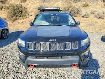 Piąte zdjęcie samochodu w środku: 2019 JEEP COMPASS TRAILHAWK VIN:3C4NJDDB7KT752743 - miniatura