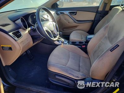 Zdjęcie 7 z 12 samochodu: 2013 HYUNDAI ELANTRA GLS VIN:KMHDH4AE9DU895087 - miniatura