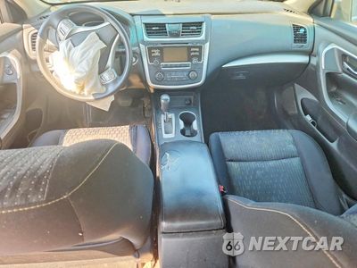 Zdjęcie 8 z 12 samochodu: 2016 NISSAN ALTIMA 2.5 S VIN:1N4AL3AP1GN324778 - miniatura