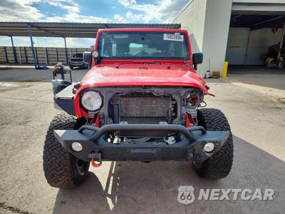 Piąte zdjęcie samochodu w środku: 2017 JEEP WRANGLER UNLIMITED SPORT VIN:1C4BJWDG8HL531392 - miniatura