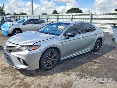 2018 TOYOTA CAMRY SE 4T1B11HK6JU023161 - główne zdjęcie licytacji z USA - miniatura
