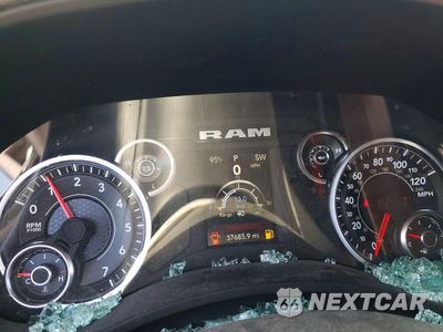 Zdjęcie 9 z 12 samochodu: 2024 RAM 2500 TRADESMAN VIN:3C6MR4AJ3RG310892 - miniatura