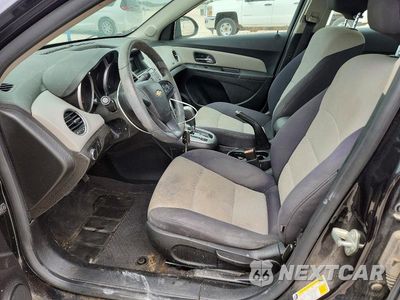 Zdjęcie 7 z 12 samochodu: 2012 CHEVROLET CRUZE LS VIN:1G1PC5SH9C7401282 - miniatura