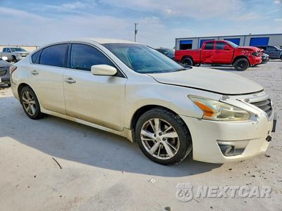 Czwarte zdjęcie samochodu z boku: 2015 NISSAN ALTIMA 2.5 SV VIN:1N4AL3AP6FC119337 - miniatura