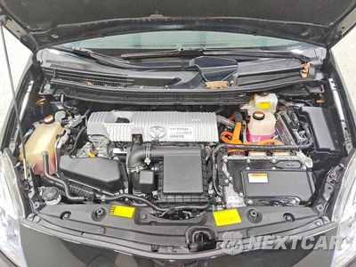 Zdjęcie 11 z 12 samochodu: 2014 TOYOTA PRIUS FIVE VIN:JTDKN3DU9E0392203 - miniatura