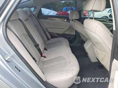 Zdjęcie 10 z 12 samochodu: 2017 HYUNDAI SONATA SPORT VIN:5NPE34AF2HH486901 - miniatura