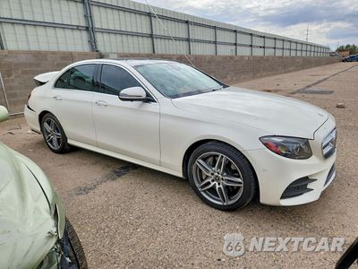 Czwarte zdjęcie samochodu z boku: 2017 MERCEDES-BENZ E 300 4MATIC VIN:WDDZF4KB9HA256192 - miniatura