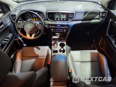 Zdjęcie 8 z 13 samochodu: 2020 KIA SPORTAGE EX VIN:KNDPNCAC1L7702320 - miniatura