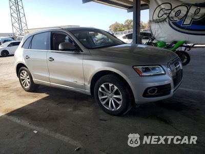Czwarte zdjęcie samochodu z boku: 2016 AUDI Q5 PREMIUM PLUS VIN:WA1L2AFP0GA142980 - miniatura