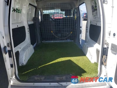 Zdjęcie 10 z 13 samochodu: 2014 NISSAN NV200 DELIVERY VAN VIN:3N6CM0KN8EK694394 - miniatura